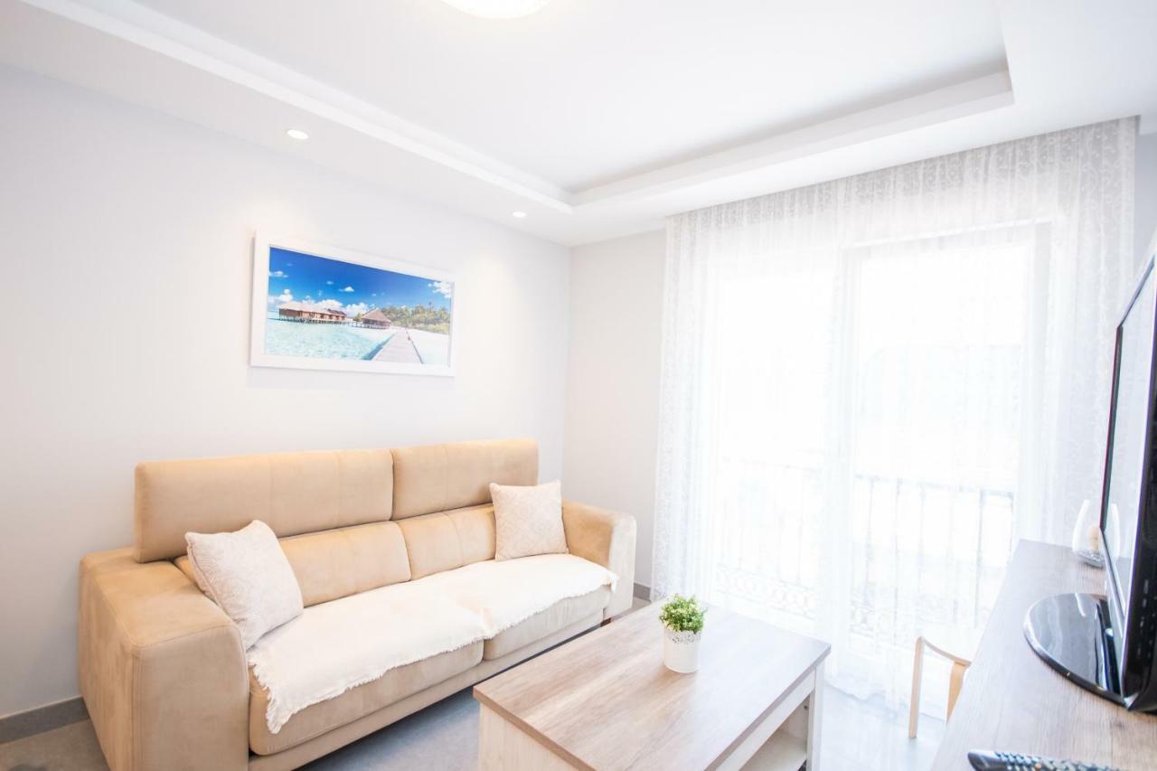 Cubo'S Apartamento Tivoli B3 เบนัลมาเดนา ภายนอก รูปภาพ